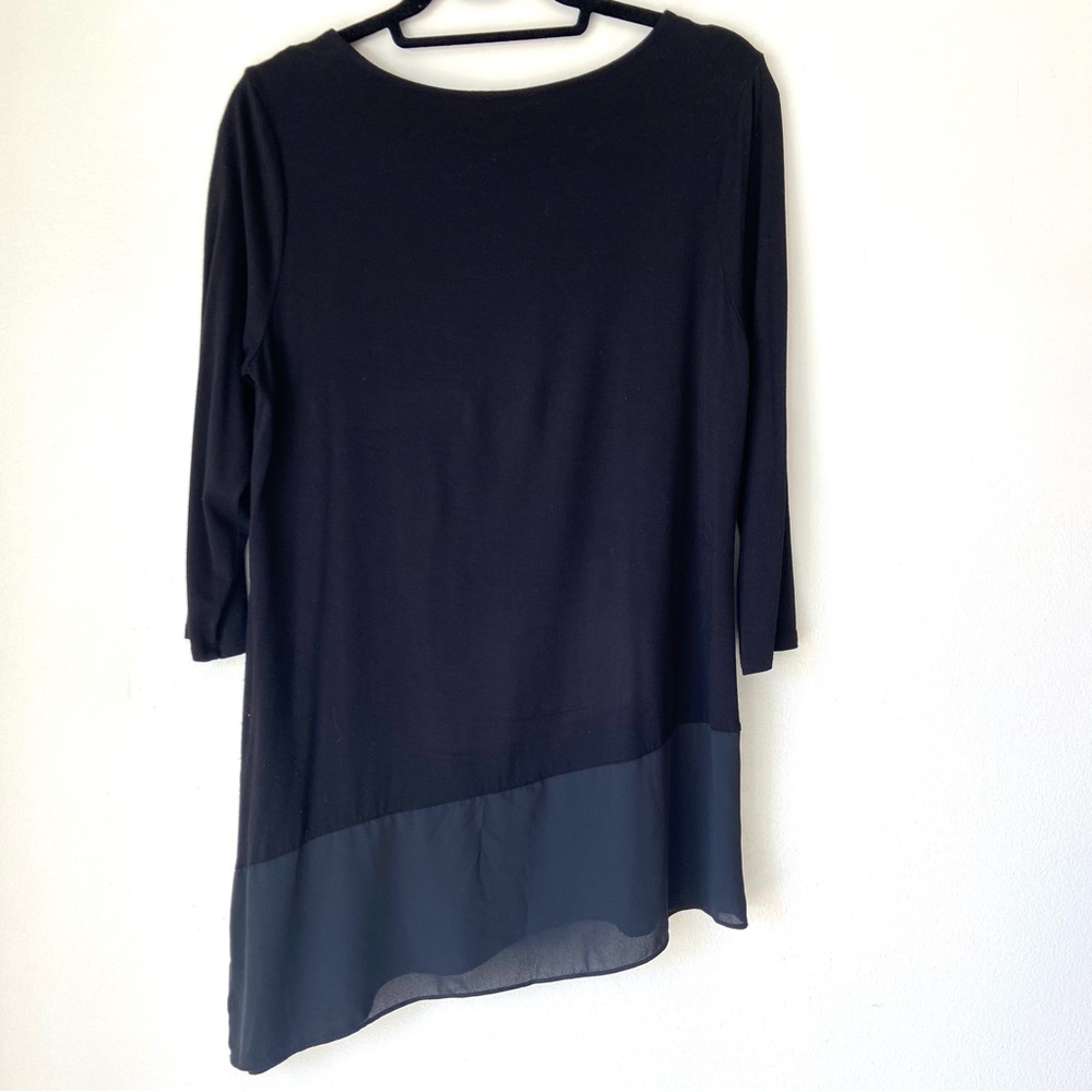 Vince Camuto Black Asymmetrical Hem Tunic Top - Picture 2 of 7